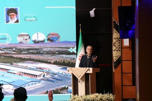 حذف هر اندیشه‌ای از دست رفتن سرمایه است/ انتقاد از کلنگ زنی پروژه با وجود بی‌پولی 