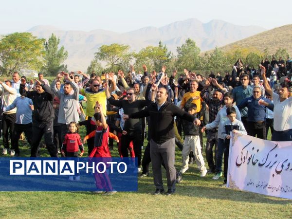 پیاده روی بزرگ خانوادگی شهرستان سملقان