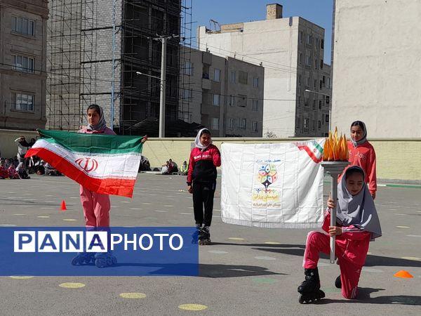 نشاط المپیاد درون مدرسه ای در دبستان پورشهریاری