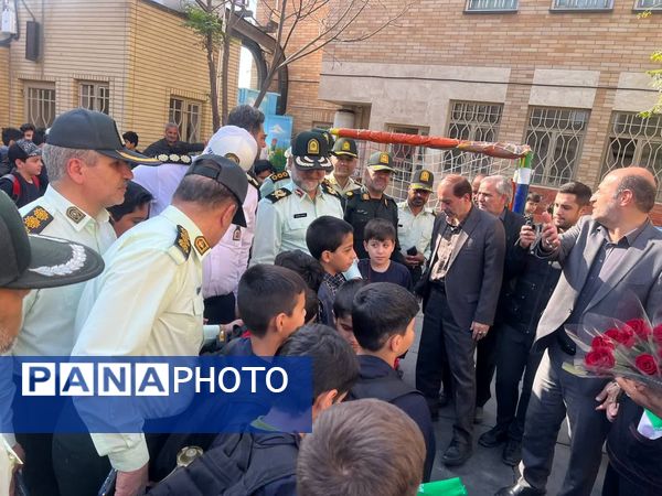 نواخته شدن زنگ «پلیس» در ۱۸ واحد آموزشی قم