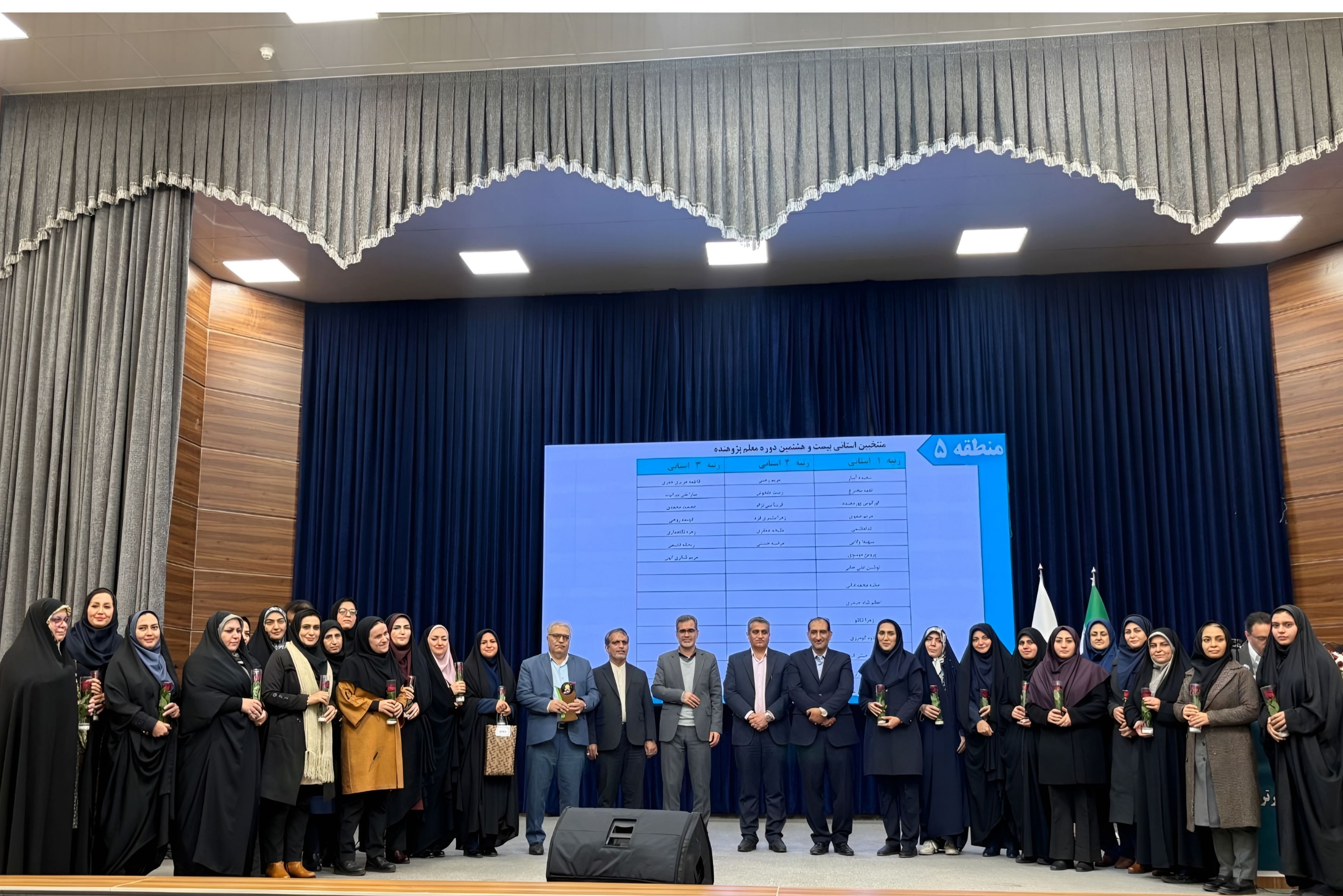 معلمان پژوهنده، مسیر یادگیری دانش‌آموزان را غنی‌تر می‌کنند