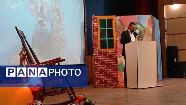 نشست هفت‌شبه شعرای نظرآباد در هفته فرهنگی نظرآباد