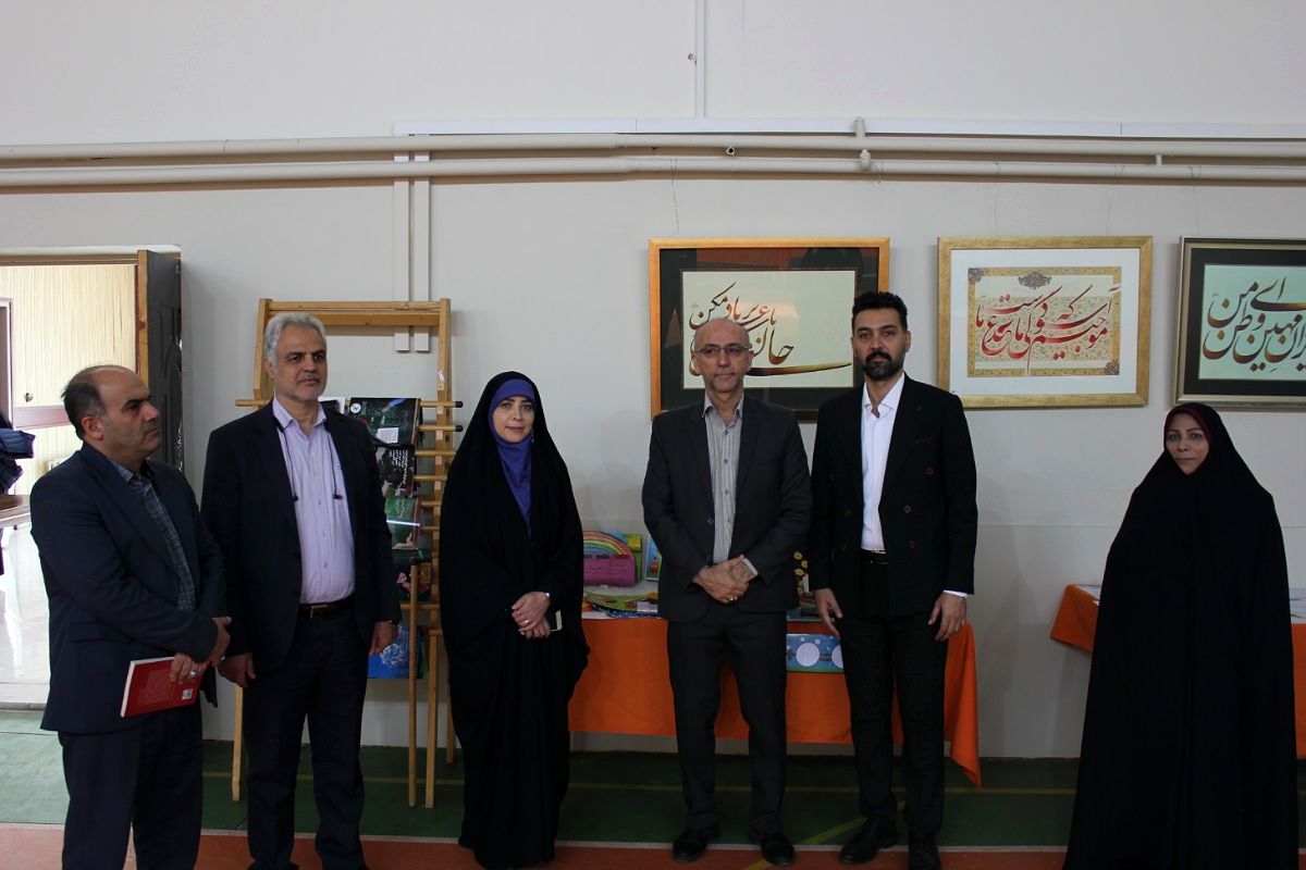 هنر دانشجو‌معلمان زینبیه پیشوا در قاب هفته فرهنگی‌هنری