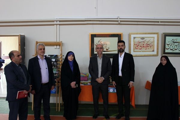 هنر دانشجو‌معلمان زینبیه پیشوا در قاب هفته فرهنگی‌هنری