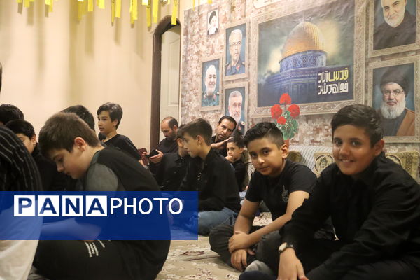 قرائت دعای زیارت عاشورا در پایگاه بسیج حضرت صاحب الزمان (عج)