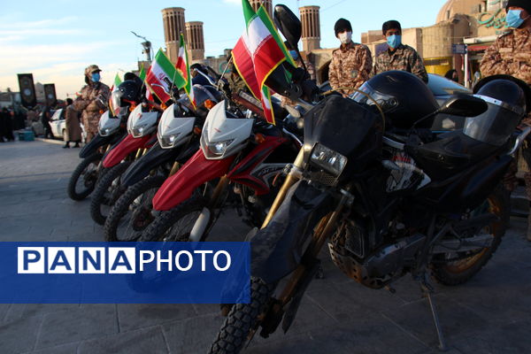 رزمایش اقدار بسیجیان در امیرچخماق یزد