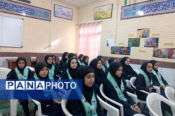 مراسم افتتاحیه کانون یاریگران زندگی در دبیرستان نرجس یک