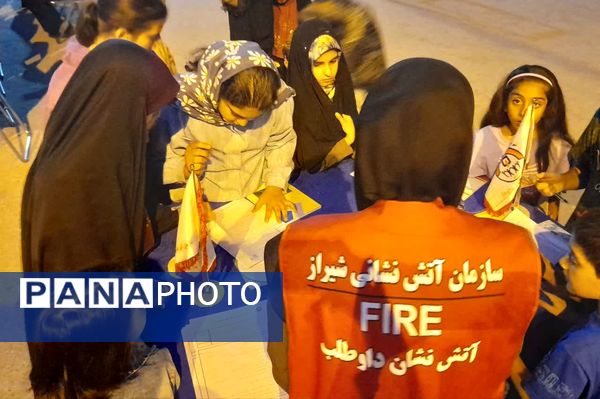 برنامه دورهمی شهروندی هم ساده‌ها در مجتمع مدرس شیراز 