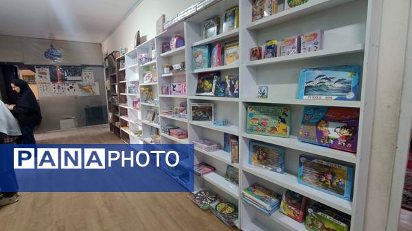 نمایشگاه کتاب در کانون فرهنگی تربیتی ولی عصر(عج) 