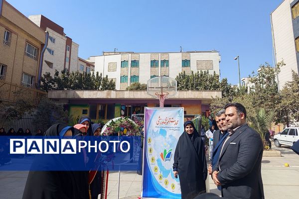 افتتاحیه برنامه «مهارت آموزی ورزشی» در دبیرستان راضیه شکرایی ناحیه دو شهرری