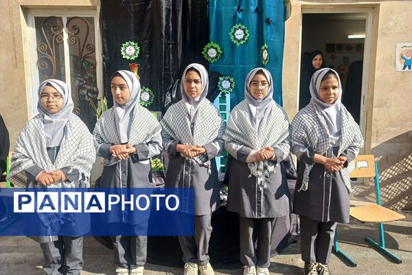گرامیداشت هفته بسیج در مدارس ناحیه دو شهرری 