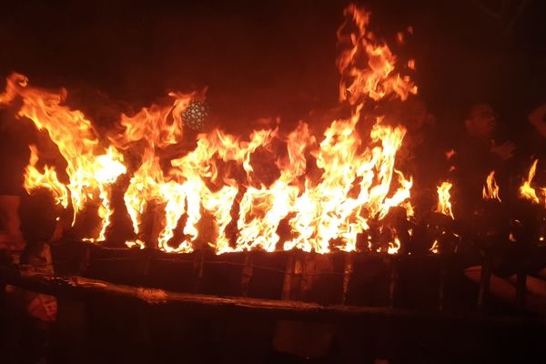 روایت خبرنگار پانا از آیین سنتی «مشعل گردانی» در قم