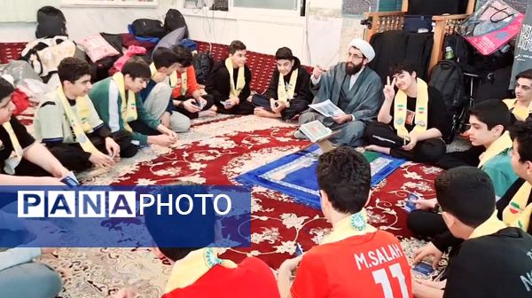 اعتکاف دانش‌آموزی در گرگان