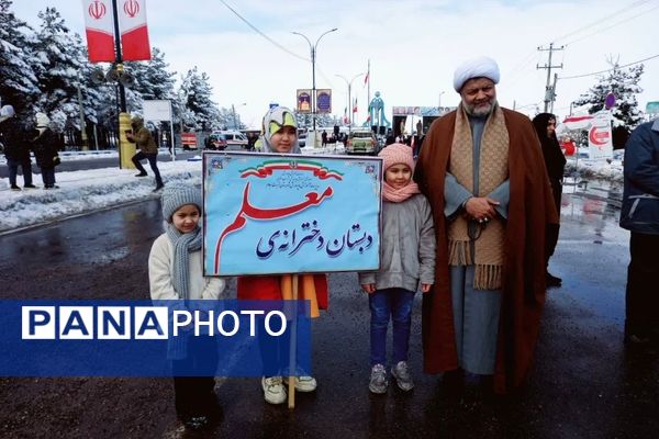 سرمای زمستان با حضور پرشور مردم تربت جام گرم شد