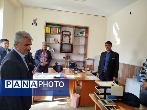 بازدید اداره‌کل آموزش و پرورش خراسان از بخش‌های مختلف آموزش و پرورش شهرستان فاروج 