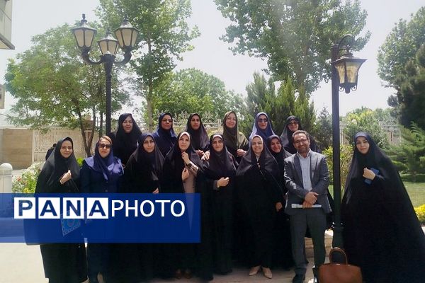  برگزاری مراسم تجلیل از معلمان و مدیران نمونه در ملارد