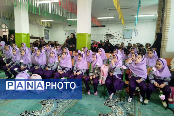 شروعی تازه با جشن شکوفه‌ها در دبستان حاج رحیم خالصی