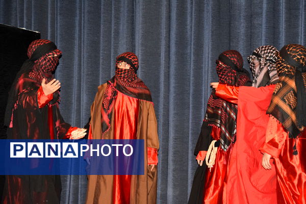 اجرای تئاتر سیاه و سفید به‌مناسبت شهادت حضرت زهرا(س) در کانون پرورش فکری کودکان و نوجوانان البرز