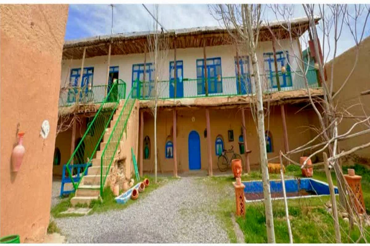 همدان، نگین بومگردی ایران