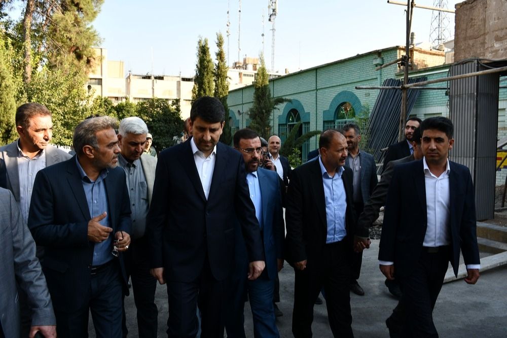 اتصال دبیرستان متوسطه دوره دوم شبانه‌روزی عشایری شهید بهشتی شیراز به شبکه پرسرعت فیبرنوری