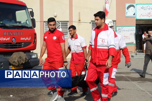 مانور سراسری زلزله و ایمنی مدارس در گلوگاه