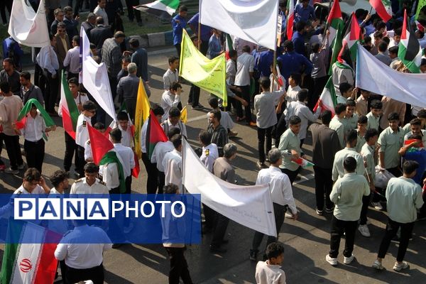 راهپیمایی 13 آبان و روز دانش‌آموز در هرمزگان