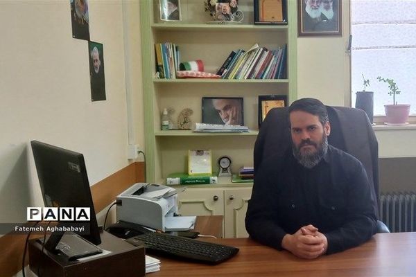 حضور دانش‌آموزان در موکب جاماندگان اربعین، بسیار حائز اهمیت است