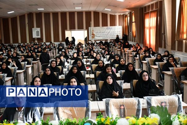 مراسم تجلیل از مدیران و رتبه‌های برتر کنکور ۱۴۰۴ در شهرستان مه‌ولات