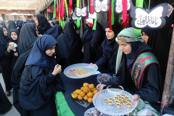 برپایی موکب‌های نسل فاطمی در مدارس قم