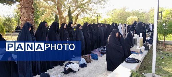 برپایی نماز عید سعید فطر در پارک شهدای کوچه بیوک