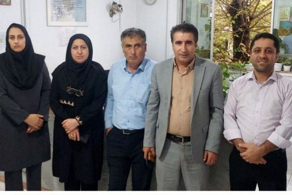 بازدید نماینده وزارت آموزش و پرورش از مرکز مشاوره مهر تالش
