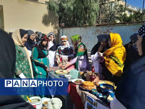جشنواره نان و غذا‌های اقوام ایرانی و ملل 