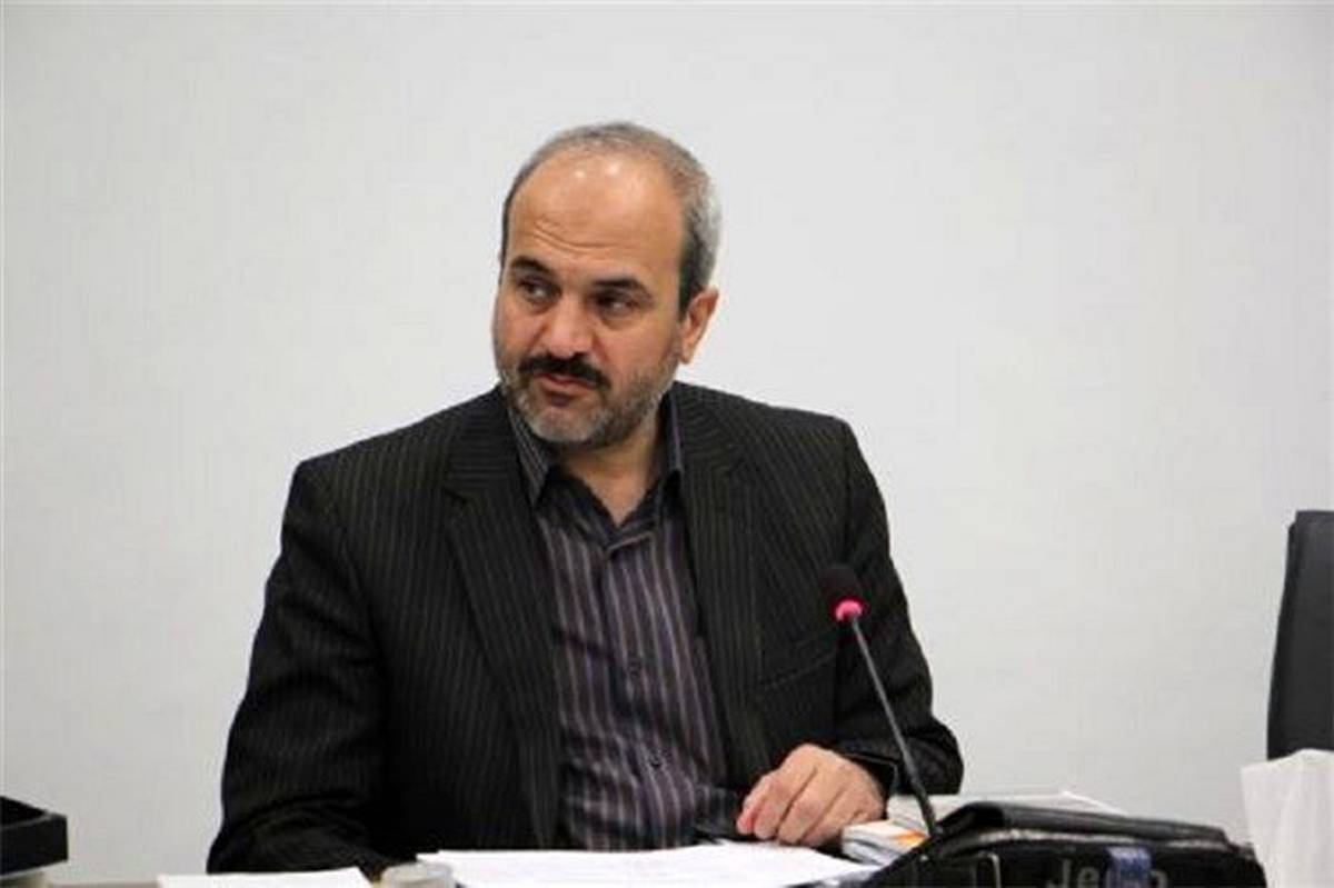 مدارس باید بهگونهای برنامهریزی کنند که دانشآموزان به خلاقیت، نوآوری و تولید دانش بپردازند