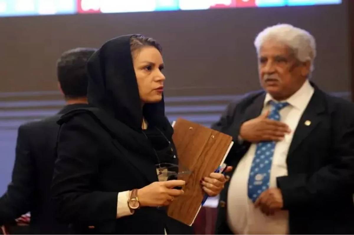 قضاوت داور زن ایرانی در وزنهبردارى پیشکسوتان آسیا