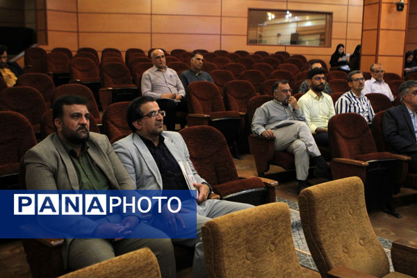 هم‌افزایی دانشگاه آزاد و آموزش و پرورش برای ارتقای آموزش متوسطه در کاشان