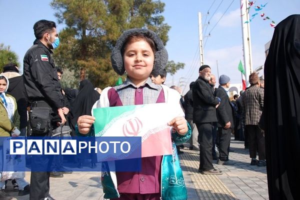 راهپیمایی ۲۲ بهمن در قیامدشت