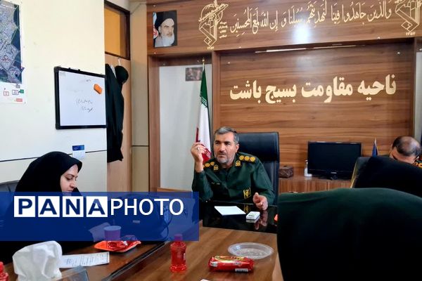 نشست بانوان تأثیرگذار طایفه گرهرگان با محوریت نقش زنان در توسعه اجتماعی و فرهنگی