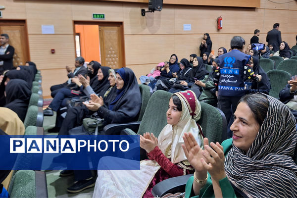 گردهمایی معاونان و مربیان پرورشی و جشن سپاس مربی ناحیه یک شیراز