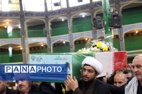 اقامه نماز باران در حسنیه محمود‌آباد یزد