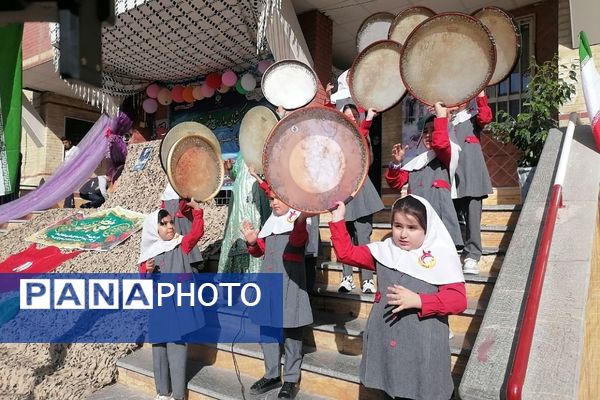 نواختن زنگ سال تحصیلی ۱۴۰۳-۱۴۰۴ در شهرستان شهریار