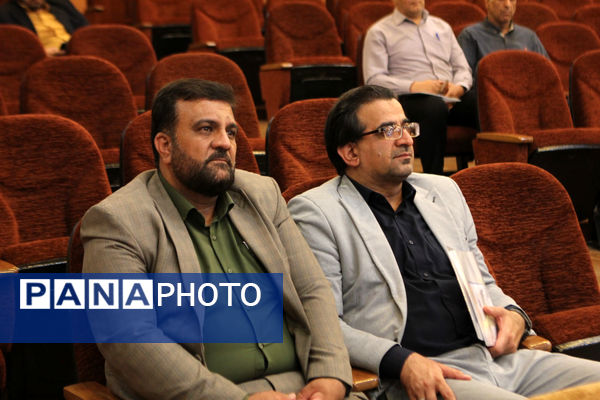 هم‌افزایی دانشگاه آزاد و آموزش و پرورش برای ارتقای آموزش متوسطه در کاشان