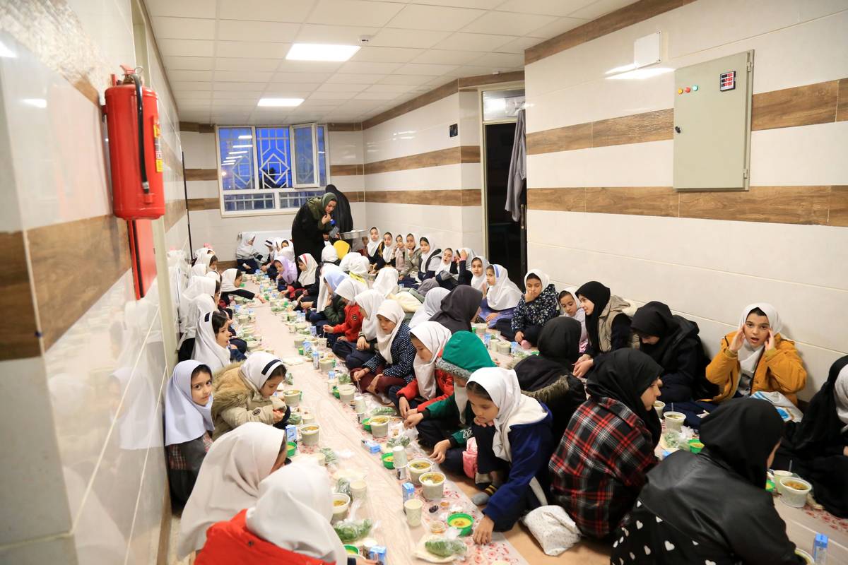 روزه اولیهای پیشتاز سگزآباد مهمان خدا شدند