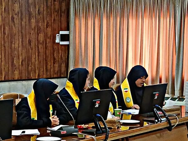 مجمع انتخابات شورای دانش‌آموزی ناحیه۴ اصفهان با حضور نمایندگان مدارس برگزار شد