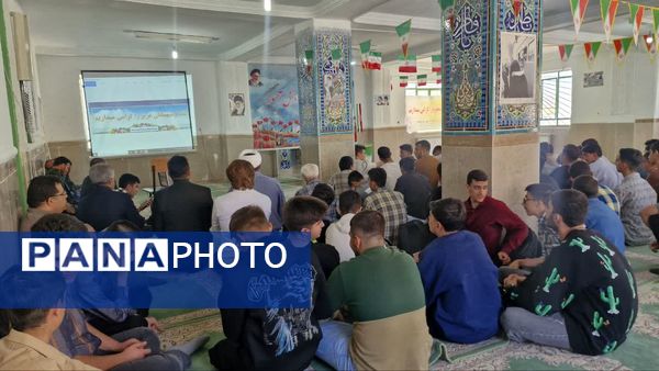 یادواره شهدای دانش‌آموز دبیرستان نمونه علامه امینی سی‌سخت