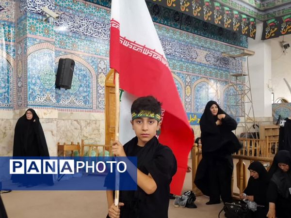 ویژه برنامه رهروان زینبی در آستان مقدس حضرت سیدان‌الکریمان 