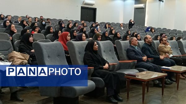  اولین نشست حضوری رابطین پژوهش و پژوهش‌سرا ها در اسلامشهر