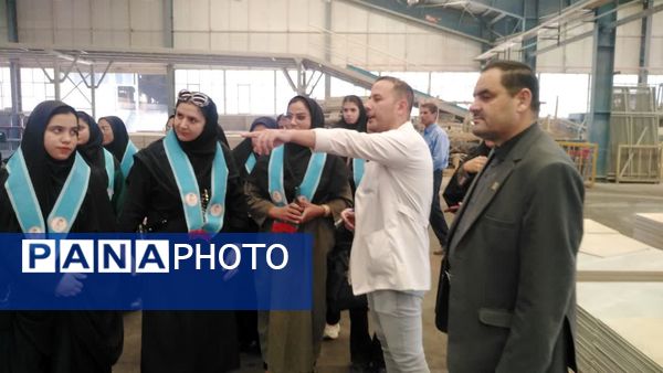 بازدید اعضای کانون دانشجویی دانشگاه آزاد کاشمر از کارخانه صنعتی بیسکوتو 