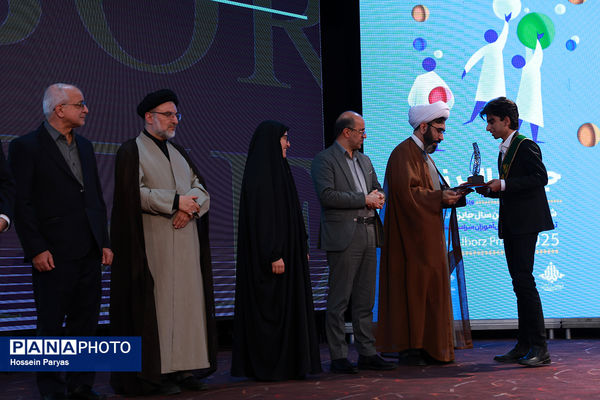 شصت و سومین همایش ملی جایزه البرز دانش‌آموزی-2