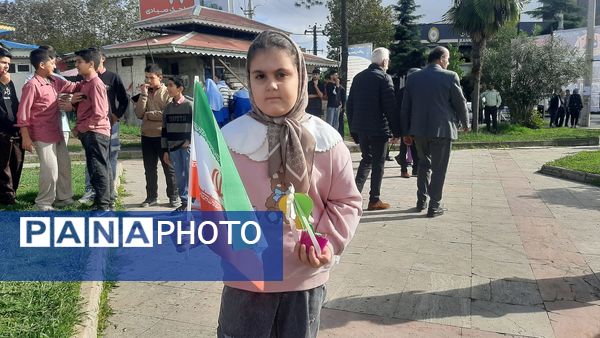 ما وارثان 13 آبانیم