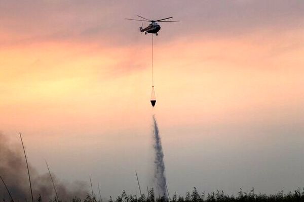 اعزام ۲۱ تیم عملیاتی و یک فروند بالگرد برای اطفای حریق جنگل‌های ارسباران